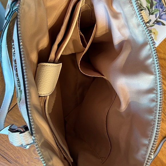 Dana Buchman Tote Purse and Wallet - Picture 3 of 9